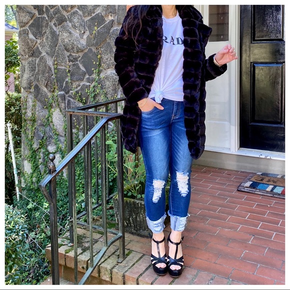 Fabulous Black soft Faux Fur Jacket - Picture 4 of 9